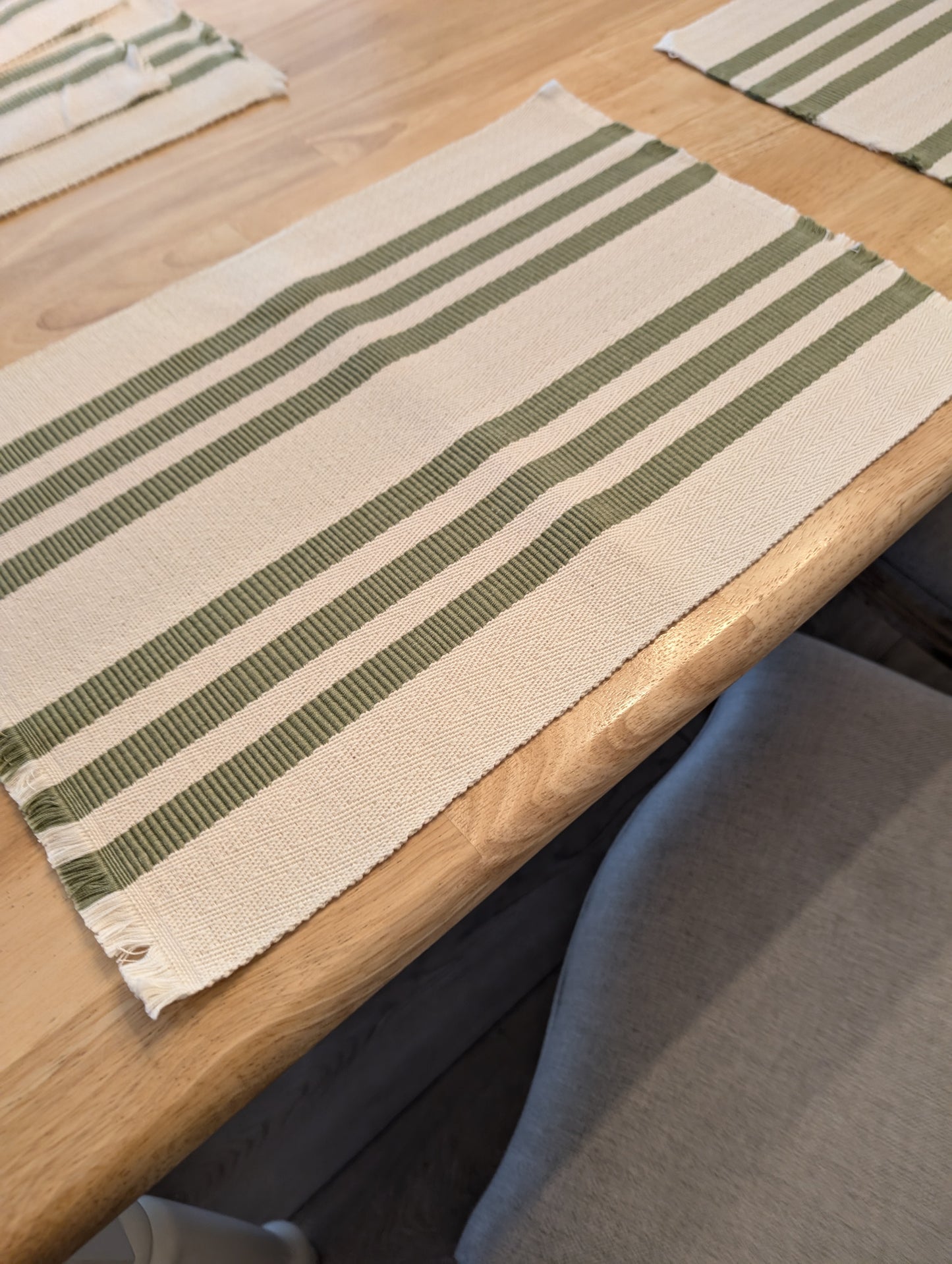 Oliva Placemats