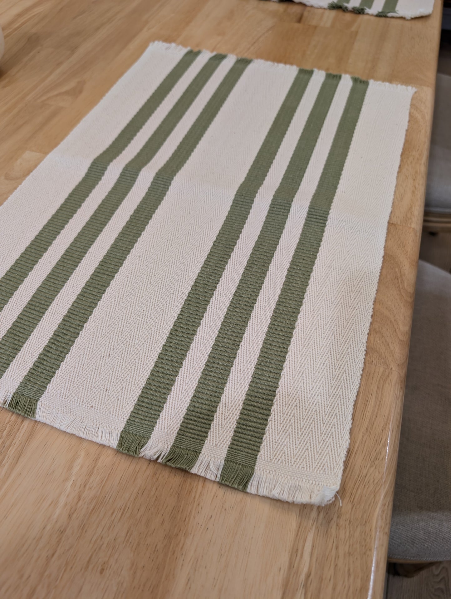 Oliva Placemats