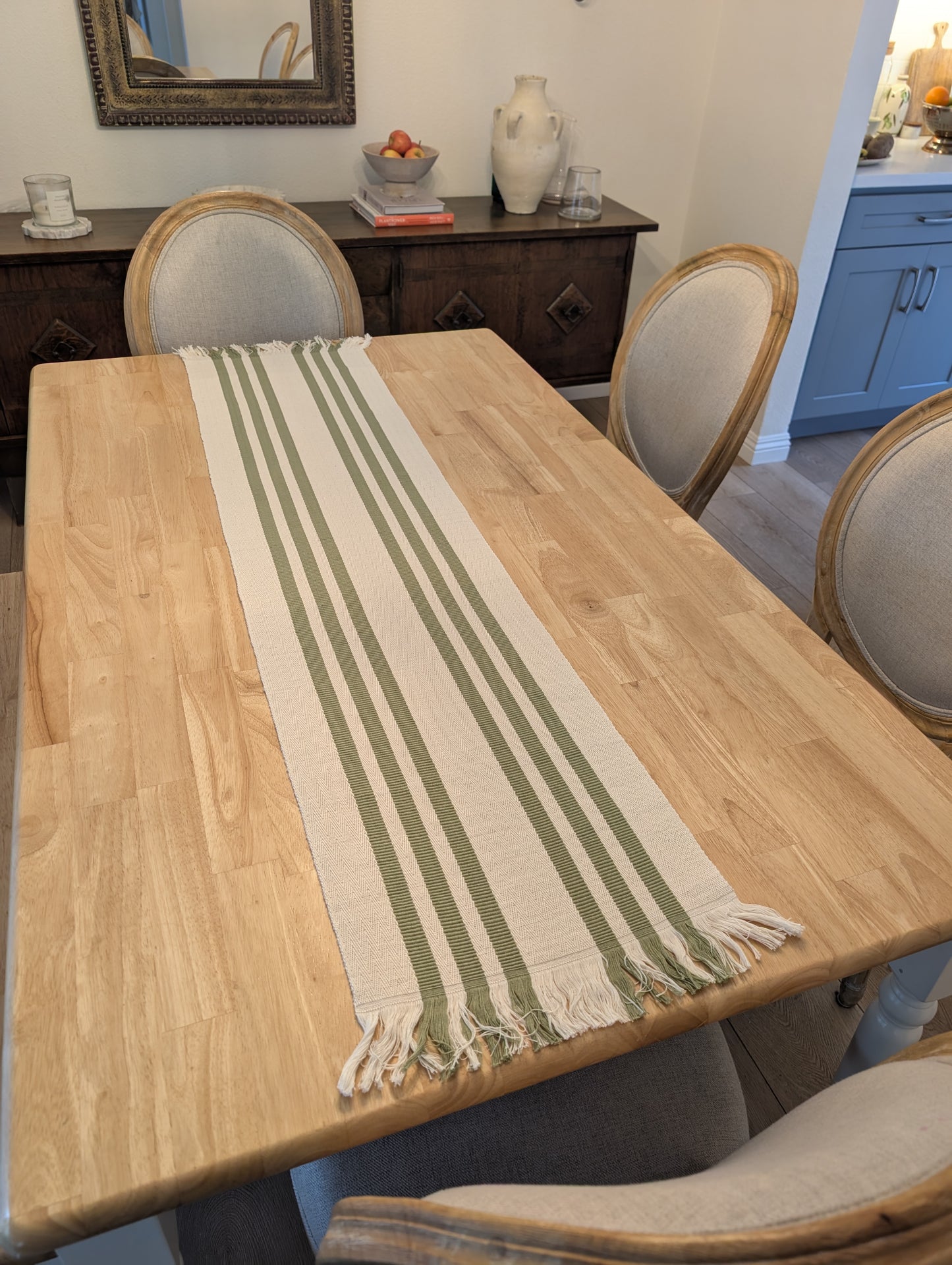 Oliva Table Runner